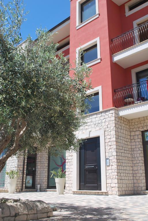 Pietra Bianca Bed & Breakfast *